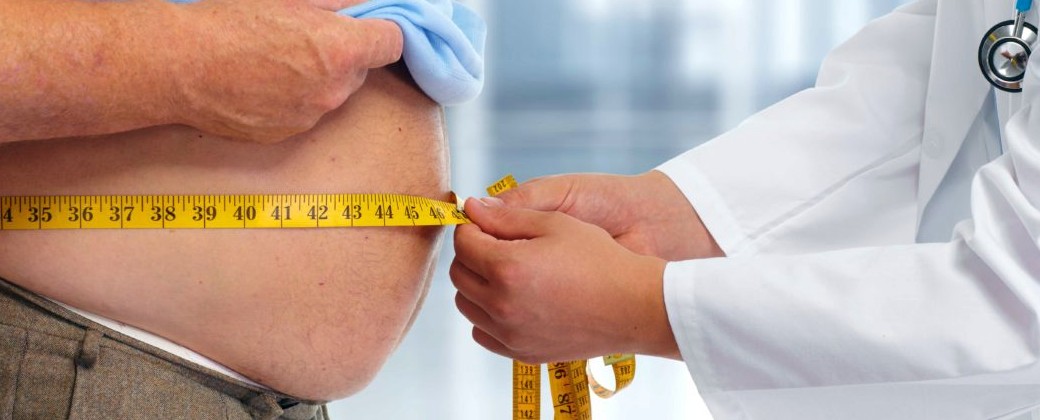  Los kilos no son los únicos indicadores de un peso poco saludable. El índice de masa corporal y, más recientemente, la grasa abdominal son medidos en la consulta. Crédito: okidiario.