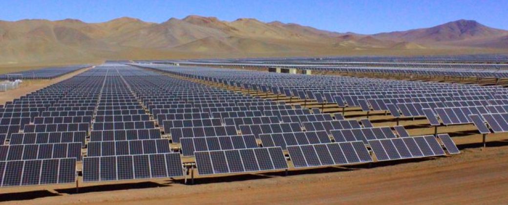 Parque solar ubicado en Atacama. Créditos: Ministerio del Interior de Chile.