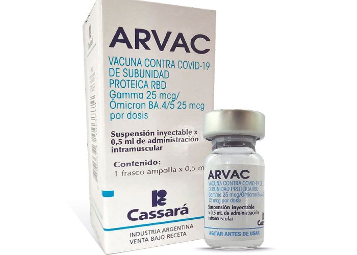 La primera vacuna desarrollada íntegramente en Argentina, estará disponible en farmacias de todo el país. Crédito: UNSAM