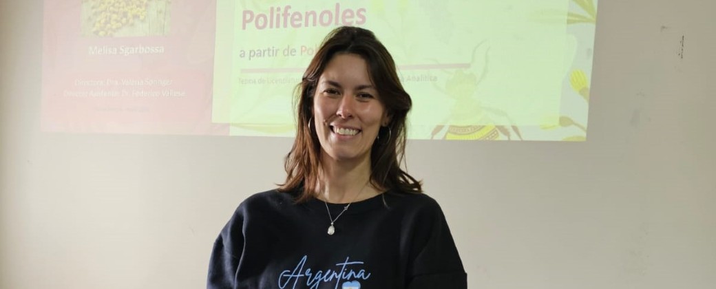 Melisa Sgarbossa obtuvo su título de Licenciada en Química por la UNS gracias a este desarrollo. Créditos: Enfoque U.
