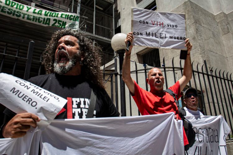 Protesta frente al ministerio de Salud. Créditos: Créditos: Sebastián Motta.