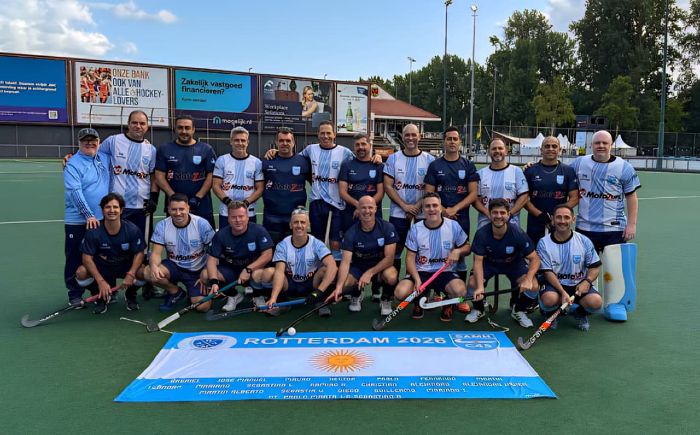 La selección masculina de hockey +45 camino al Mundial. Créditos: Mengual.