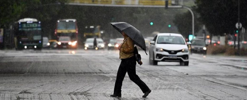 Según el SMN, la tendencia de los días nublados podrían continuar hasta octubre. Créditos: Radio del plata.