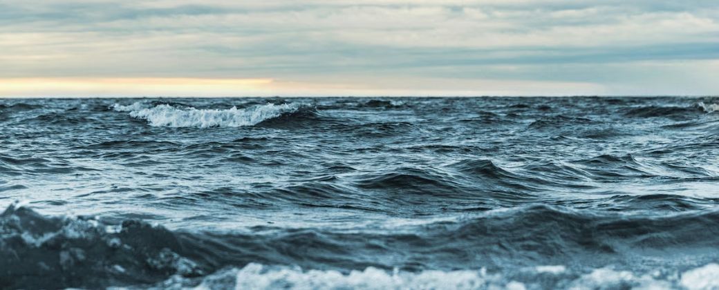 La temperatura que fue detectada el sábado 21 de agosto superó el récord anterior establecido en marzo de 2024, que era de 21,09 °C. Créditos: Infobae.