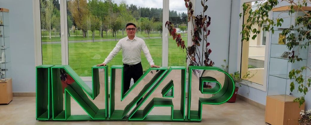 “Fue un reconocimiento a años de trabajo en equipo”, destacó Jeffry Martínez Valdiviezo, graduado de la UNQ, sobre su selección como finalista del concurso de tesis de INVAP. Crédito: Jeffry Martínez Valdiviezo.