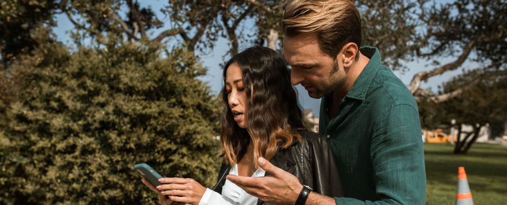 La inteligencia artificial puede convertirse en una herramienta más dentro del control y la manipulación de pareja, incluso cuando la violencia no aparece de manera explícita. Crédito: Pexels.
